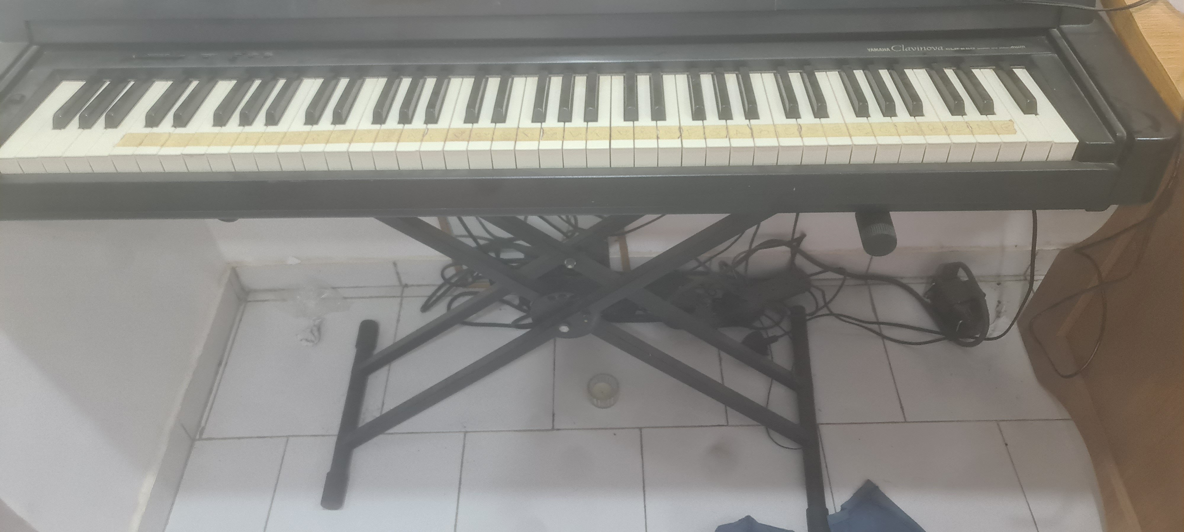 Yamaha Electronic Professional Piano CLP250